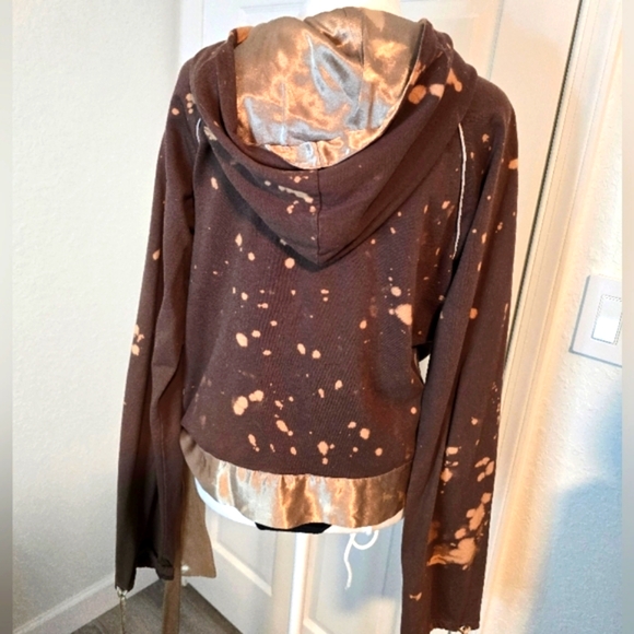 Guess Brown and Orange Hooded cotton Long Sleeve Sweatshirt wirh silk details - Picture 1 of 7